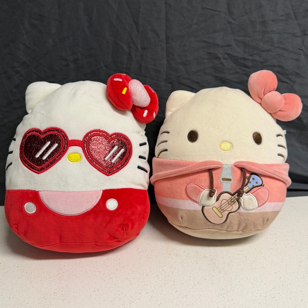 Set of 2 Hello Kitty Squishmallows - Heart Sunglasses and Ukulele Singer